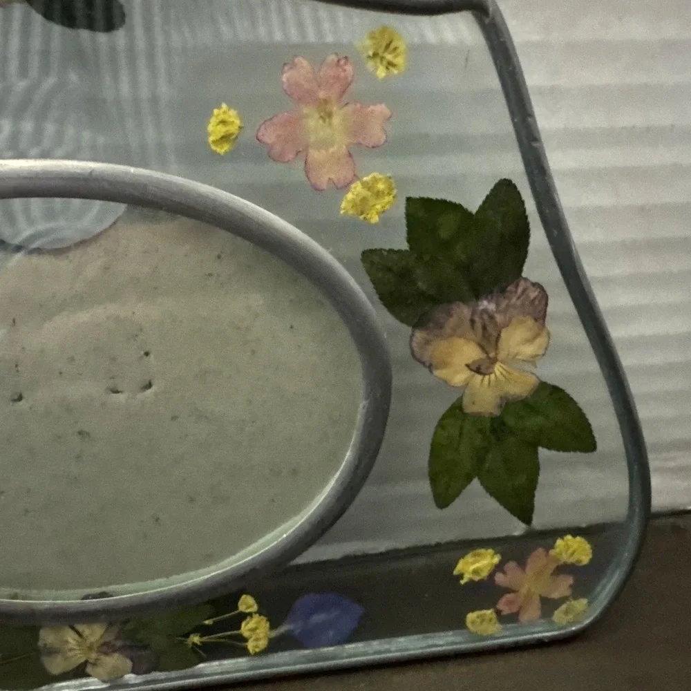 Vintage Pressed Spring Flowers Lead & Glass Picture‎ Frame 3